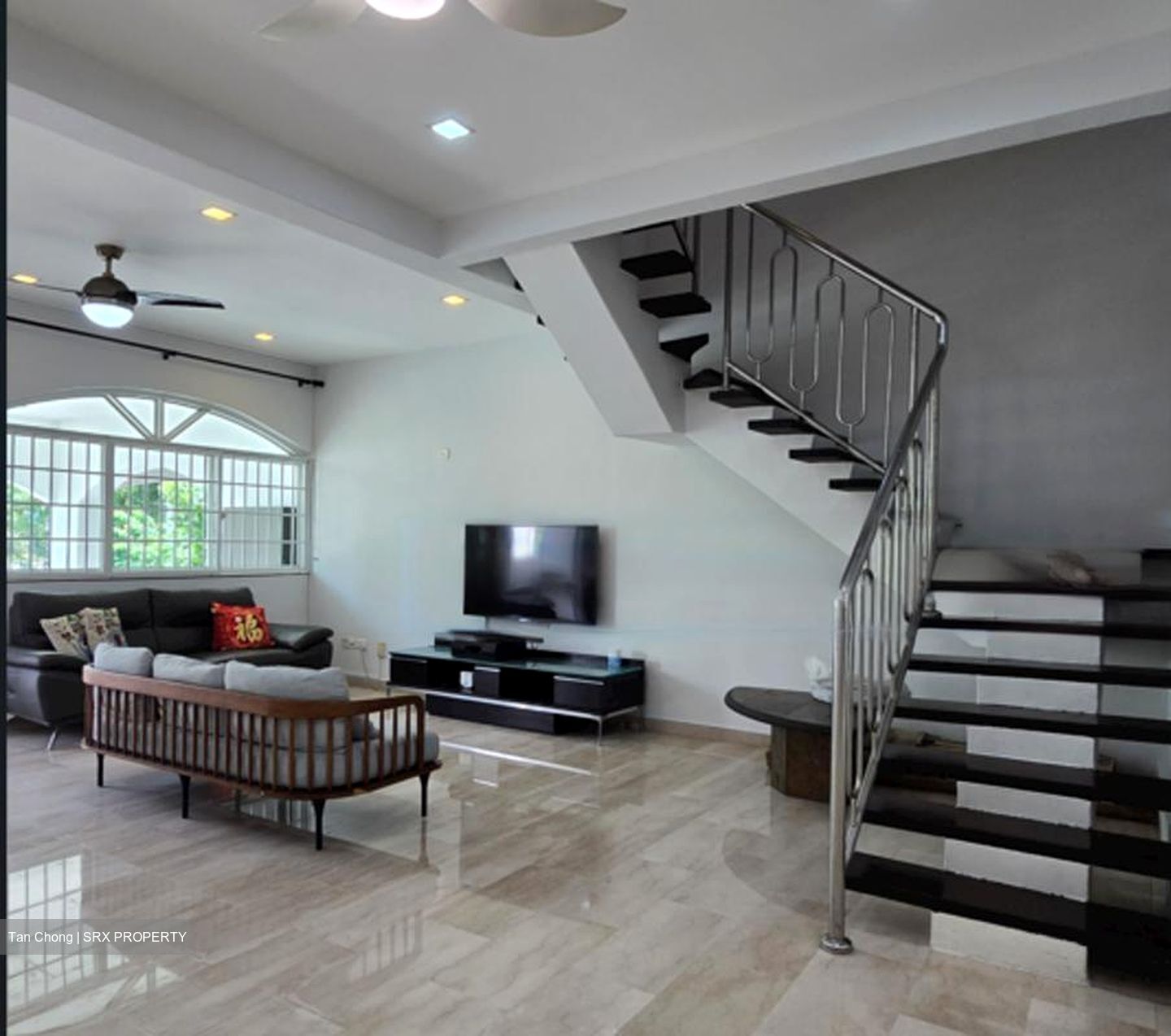Saint Xavier's Lane (D19), Terrace #633755121